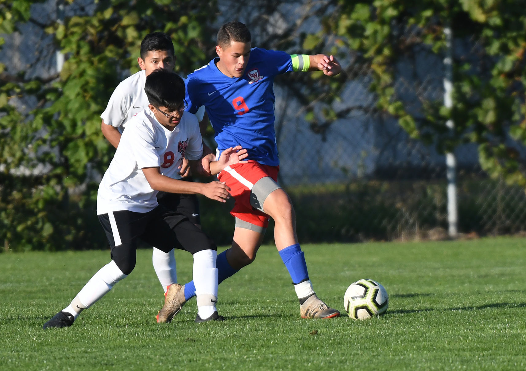 100219-cgt-spt-LHS vs North Salem03-my